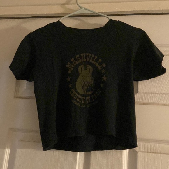 Brandy Melville Tops Brandy Melville Nashville Baby Tee Poshmark